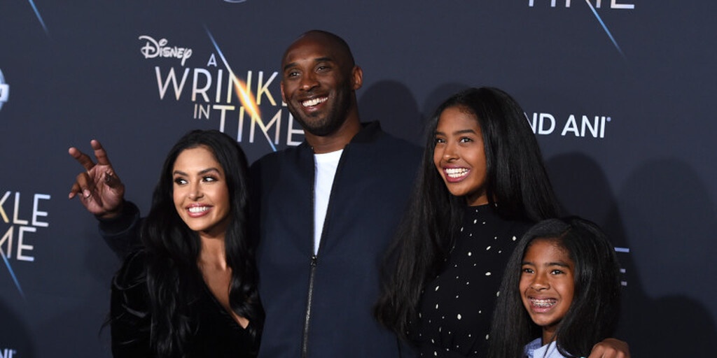 Με ένα συγκινητικό μήνυμα στον λογαριασμό της στο Instagram αποχαιρετά η Βανέσα Μπράιαντ τον σύζυγό της Κόμπι και τη 13χρονη κόρη τους Τζιάνα που βρήκαν τραγικό θάνατο όταν το ελικόπτερο στο οποίο επέβαιναν συνετρίβη.