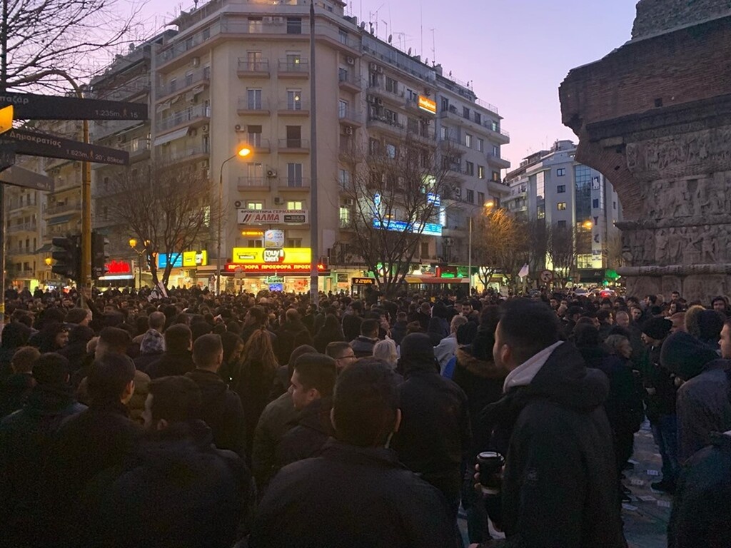 Ξεκίνησαν οι κινητοποιήσεις: Στους δρόμους σύσσωμος ο ΠΑΟΚ (photos&video)