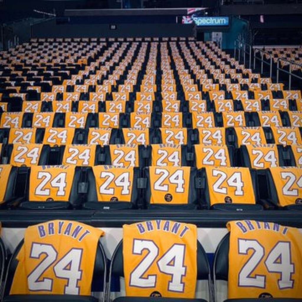 Το «Staples Center» θα γεμίσει φανέλες του Κόμπι Μπράιαντ (photos)