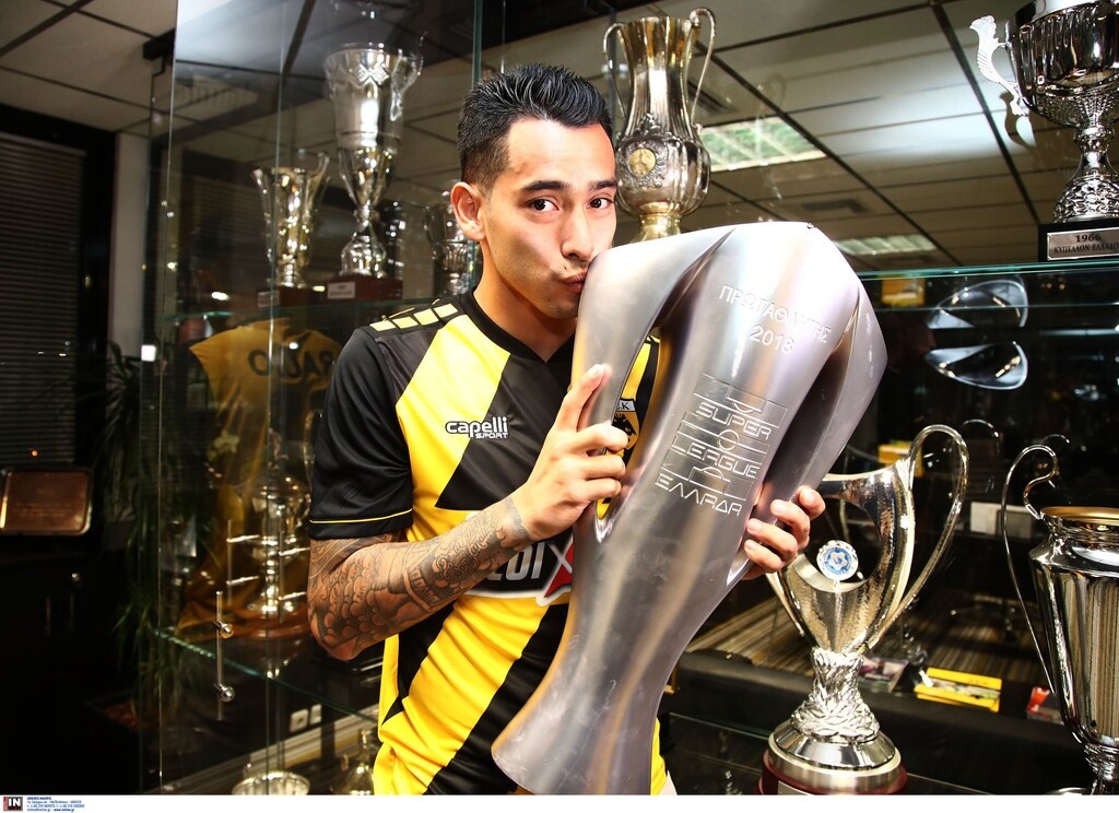 ΑΕΚ: Τα κλικς της υπογραφής Αραούχο