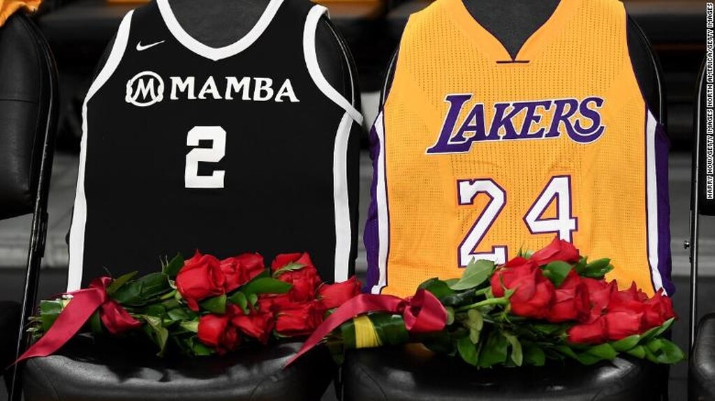 Λύγισαν όλοι για τον Κόμπι Μπράιαντ στο Staples Center (photos+video)