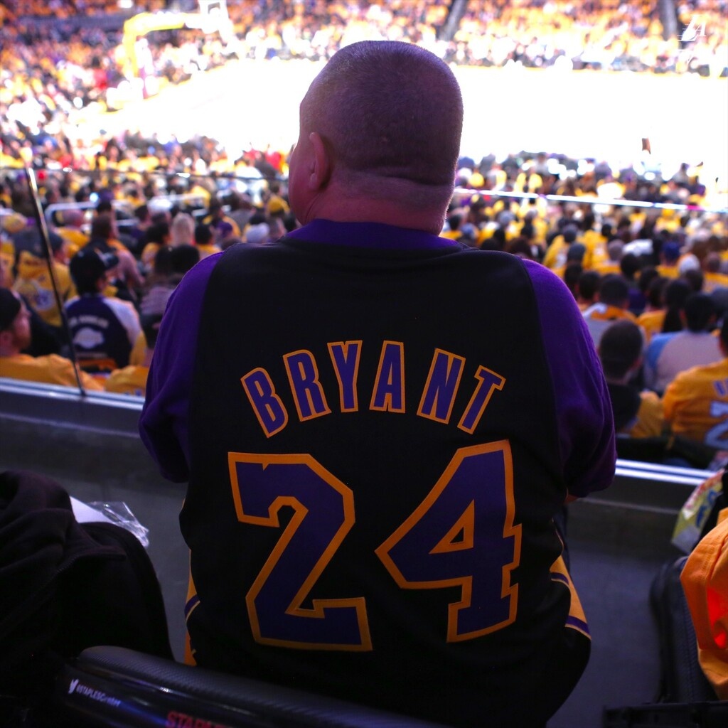 Λύγισαν όλοι για τον Κόμπι Μπράιαντ στο Staples Center (photos+video)