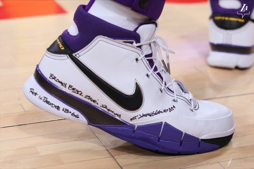 Λύγισαν όλοι για τον Κόμπι Μπράιαντ στο Staples Center (photos+video)