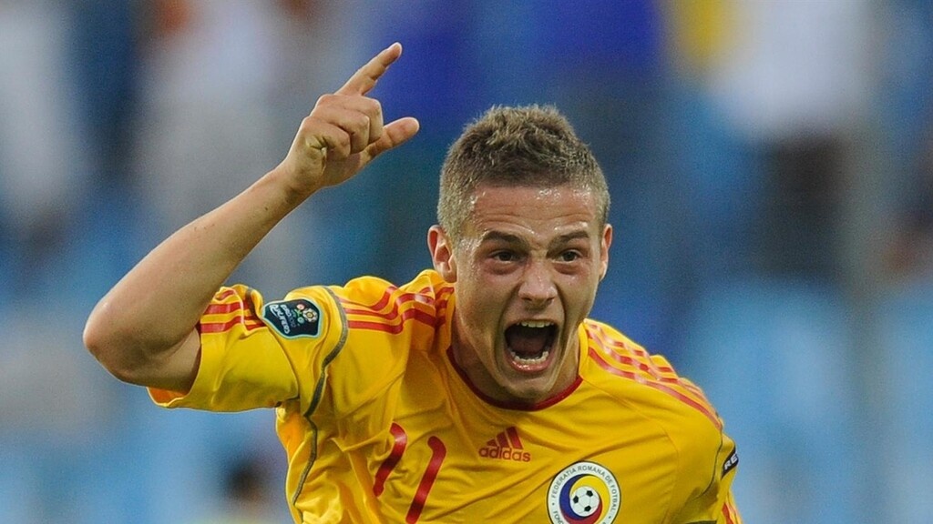 Αγωνίστηκε επίσης ως δανεικός σε Καραμπουκσπόρ και Ντιναμό Βουκουρεστίου, ενώ την περασμένη σεζόν φόρεσε τη φανέλα της Σίβασπορ