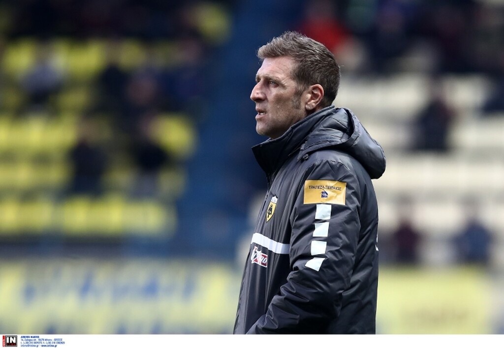 Παναιτωλικός-ΑΕΚ: Τραβούσε τα... μαλλιά του ο Καρέρα, αποχώρησε ο Αλμπάνης (photos)