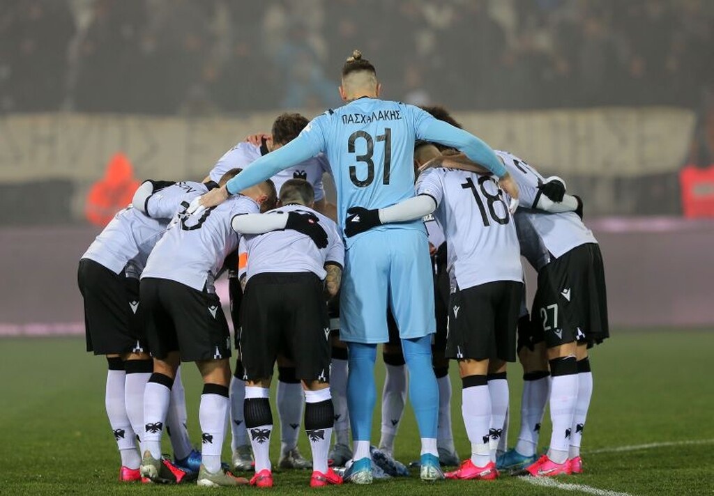 ΠΑΟΚ – Παναθηναϊκός 2-0: «Ασπρόμαυρο» προβάδισμα με «πράσινες» φωνές (video+photos)