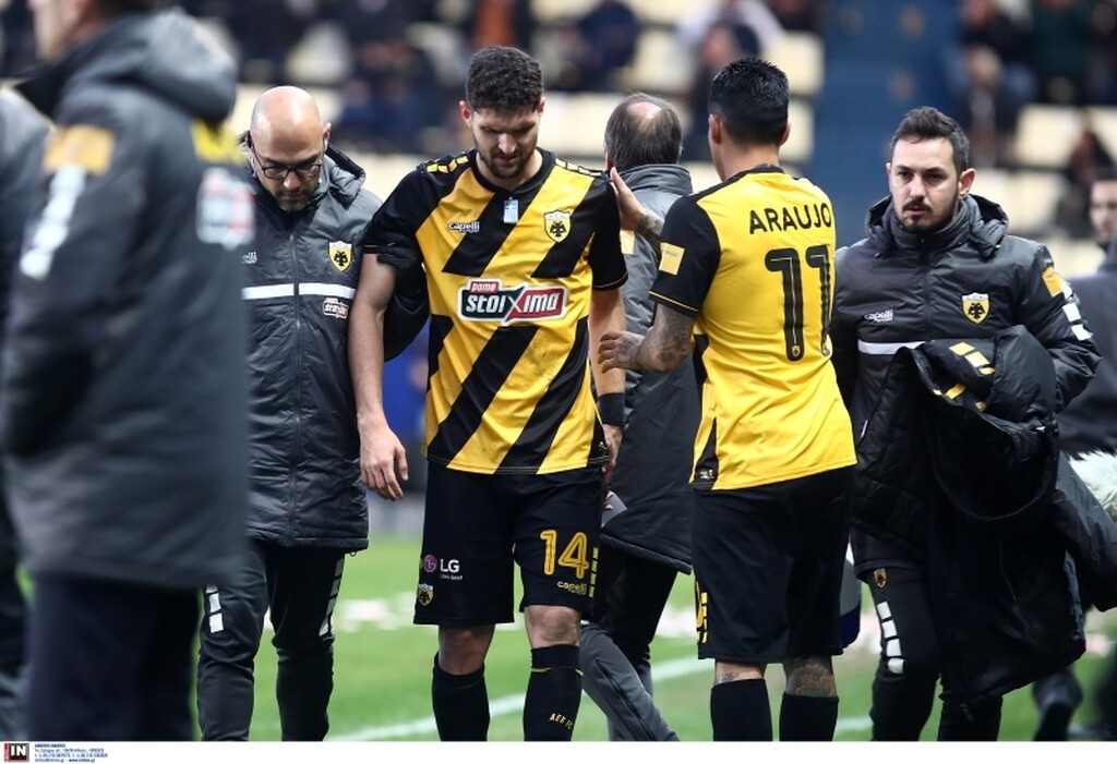 Παναιτωλικός-ΑΕΚ: Τραβούσε τα... μαλλιά του ο Καρέρα, αποχώρησε ο Αλμπάνης (photos)