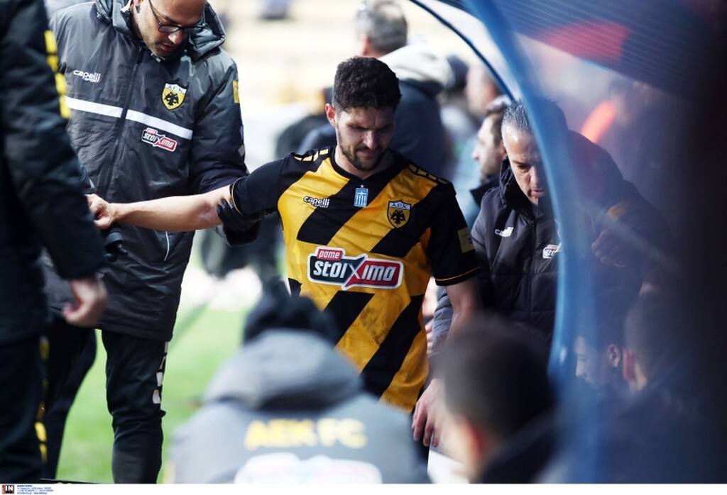 Παναιτωλικός-ΑΕΚ: Τραβούσε τα... μαλλιά του ο Καρέρα, αποχώρησε ο Αλμπάνης (photos)