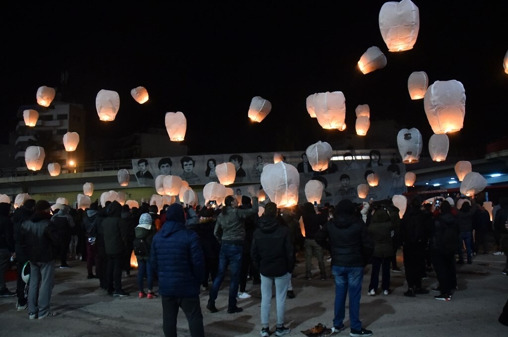 Θύρα 7: Τίμησε τη μνήμη των 21 αδικοχαμένων παιδιών (photos)