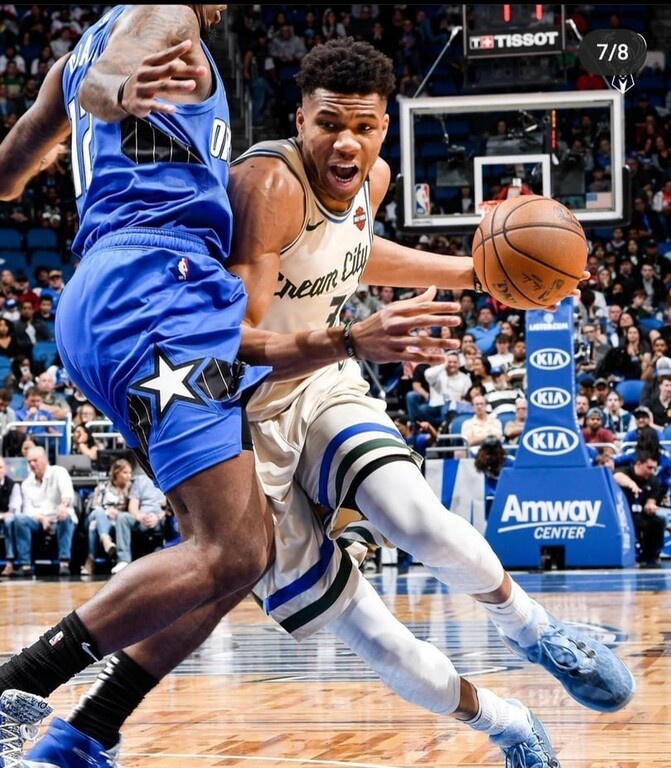 NBA: Συνεχίζουν τρένοι οι Μπακς...με μαγικό Γιάννη! (photos+video)