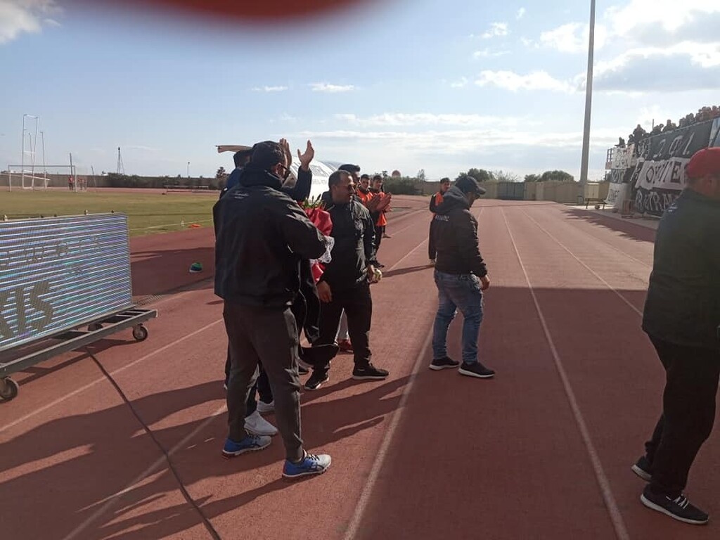 ΟΦ Ιεράπετρας: Βράβευσαν τον Γιάννη Μάγγο (photos)