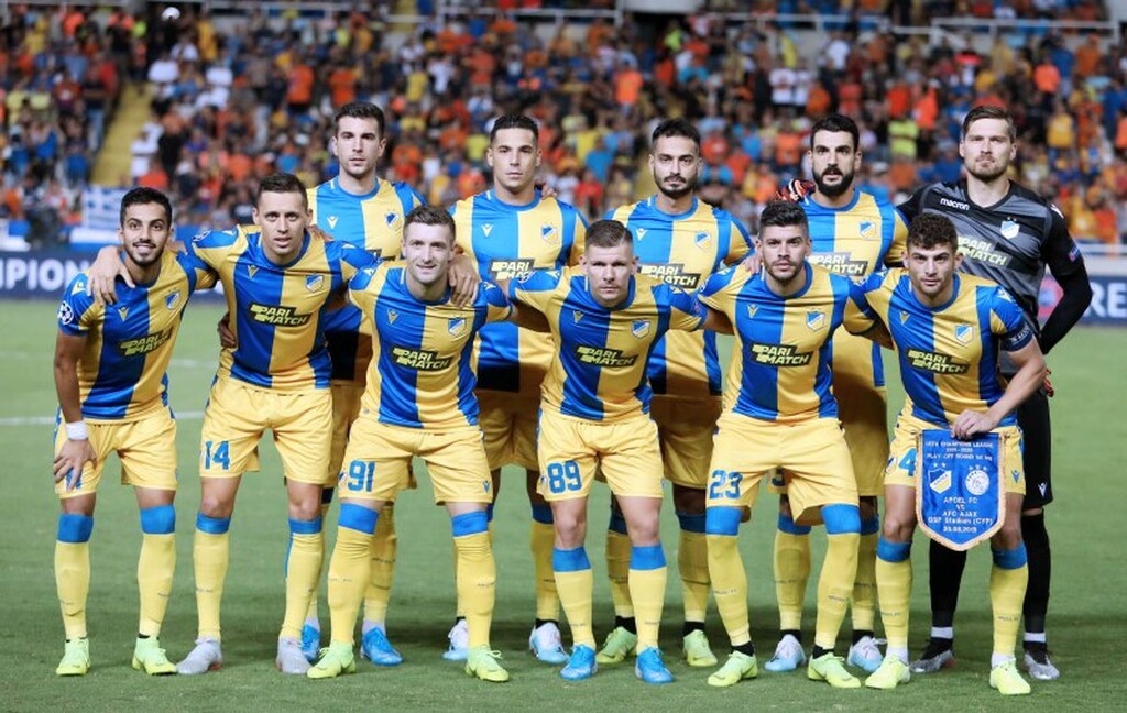 του ΑΠΟΕΛ! Όπως αναφέρουν τα κυπριακά ΜΜΕ, ο Ουζουνίδης αναμένεται εντός της ημέρας στη Λευκωσία για τις τελικές επαφές και την υπογραφή του συμβολαίου του με τον πρωταθλητή Κύπρου.