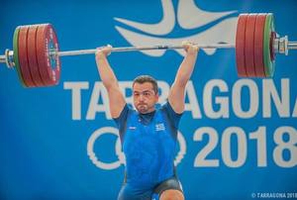 Μάλιστα, δόθηκε στη δημοσιότητα και το όνομα του Έλληνα αθλητή, ο οποίος είναι ο 38χρονος Γιώργος Μαρκούλας.