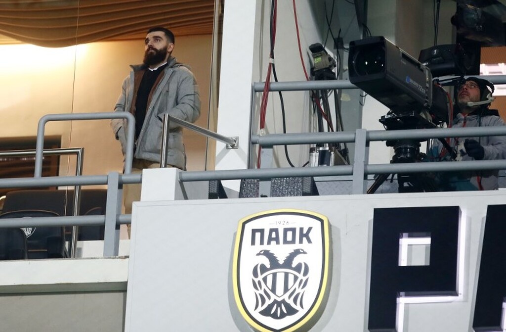 Τώρα, νέα δημοσιεύματα αναφέρουν πως ο Γιώργος Σαββίδης ετοιμάζεται να βρεθεί στην Βραζιλία στο τέλος του μήνα, προκειμένου να έχει επαφές με τους ανθρώπους του Βραζιλιάνικου συλλόγου, δεδομένης της επιθυμίας του πατέρα του να επενδύσει στην Φορταλέζα.