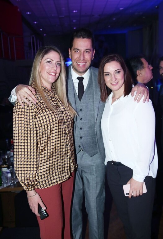 «Horse Racing Awards 2020»: Οι λαμπερές παρουσίες και τα highlights των βραβείων στο Markopoulo Park