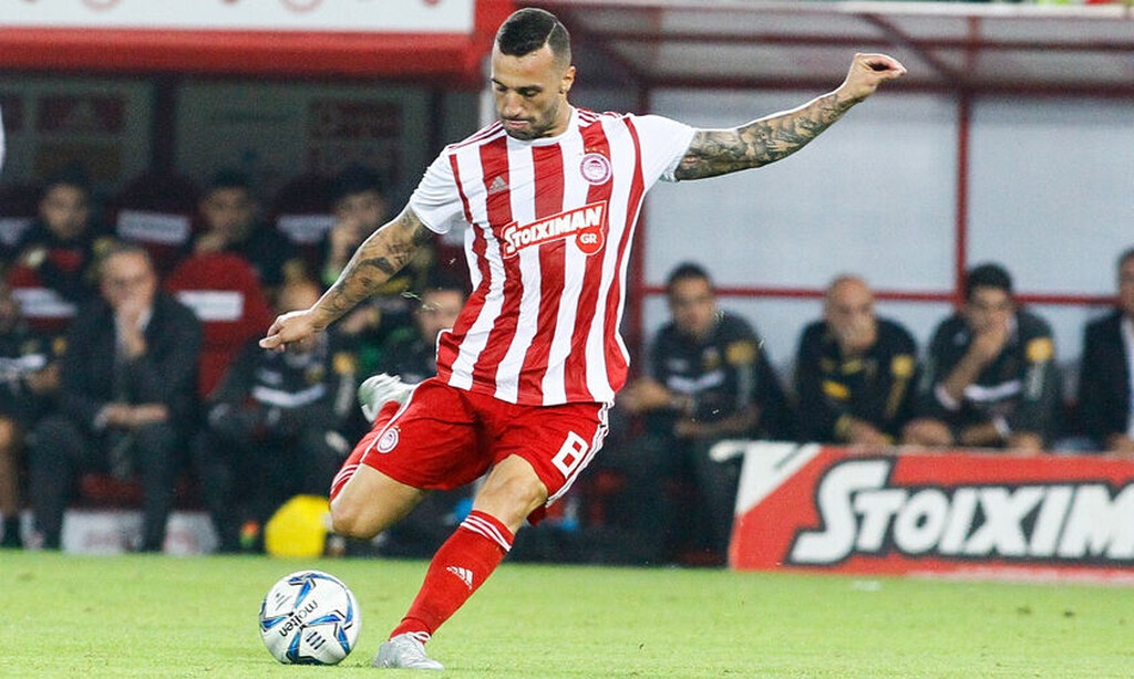 Από την άλλη και ο Βραζιλιάνος αποδεικνύεται κομβικός για το παιχνίδι του Ολυμπιακού, καθώς αποτελεί τον κινητήριο μοχλό στη μεσαία γραμμή και το συμβόλαιό του ολοκληρώνεται σε 1,5 χρόνο.