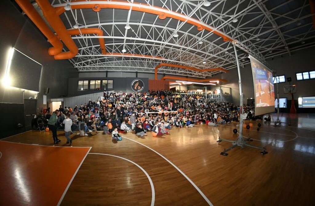 Τελικός Κυπέλλου: Γεμάτο το κλειστό του Προμηθέα! (photos)