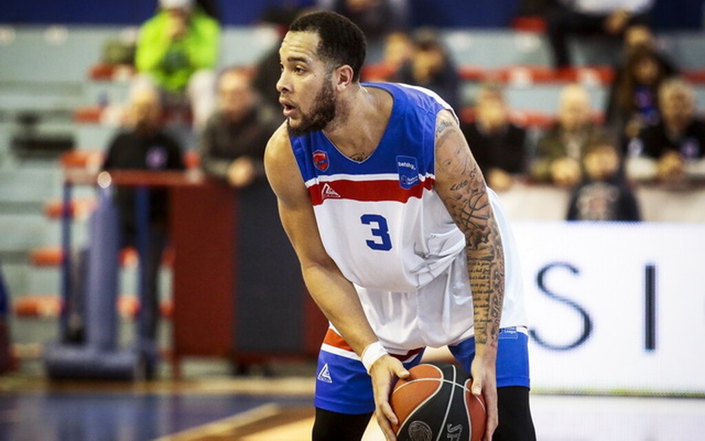 Η Βιλερμπάν απέκτησε τον Ντέβιον Μπέρι (photo)