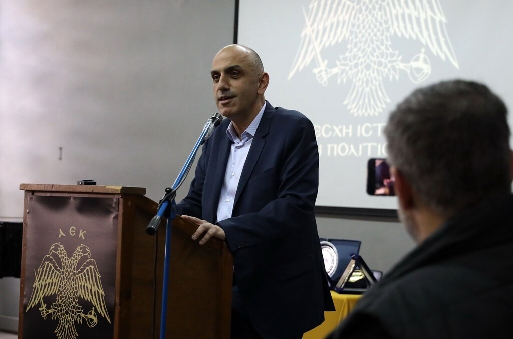 Η Λέσχη Ιστορίας και Πολιτισμού της ΑΕΚ τίμησε Μάκη Αγγελόπουλο – Το μήνυμα Μελισσανίδη