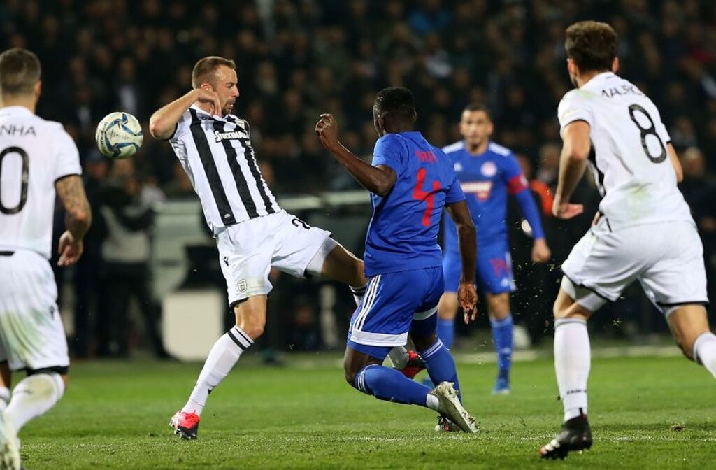 ΠΑΟΚ – Ολυμπιακός 0-1: «Πάγωσε» την Τούμπα και έγινε φαβορί για πρωτάθλημα! (video+photos)