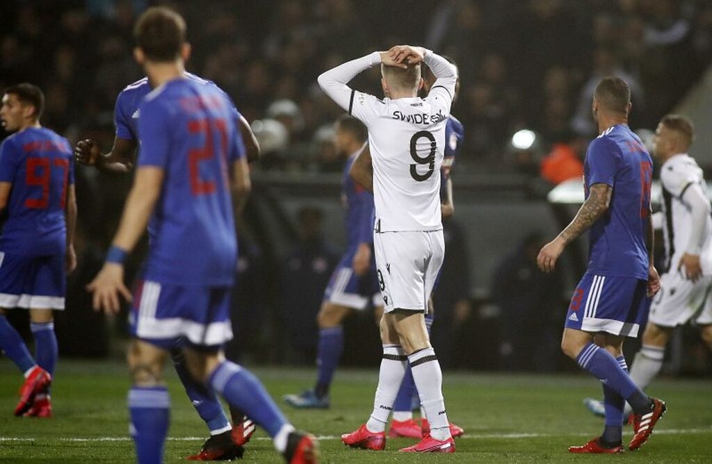 ΠΑΟΚ – Ολυμπιακός 0-1: «Πάγωσε» την Τούμπα και έγινε φαβορί για πρωτάθλημα! (video+photos)