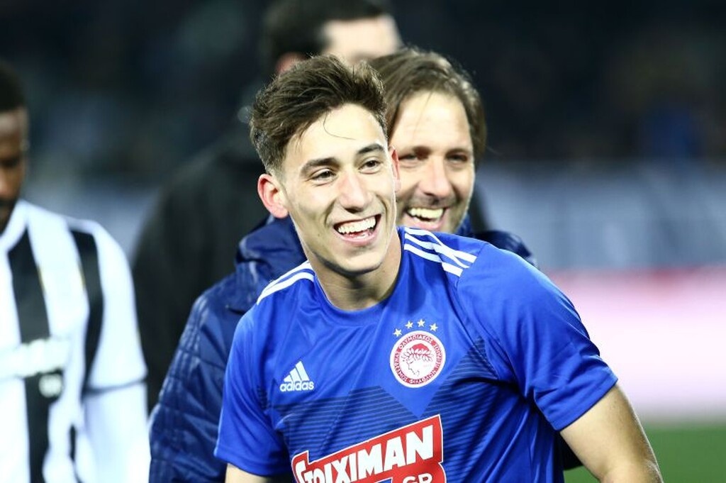 ΠΑΟΚ – Ολυμπιακός: Έξαλλοι πανηγυρισμοί αλλά και απογοήτευση στην Τούμπα (photos)