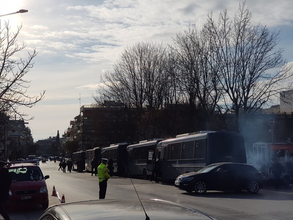 ΠΑΟΚ-Ολυμπιακός: «Αστακός» η Τούμπα, χωρίς κάλυψη οι αφίξεις των αποστολών (photos)