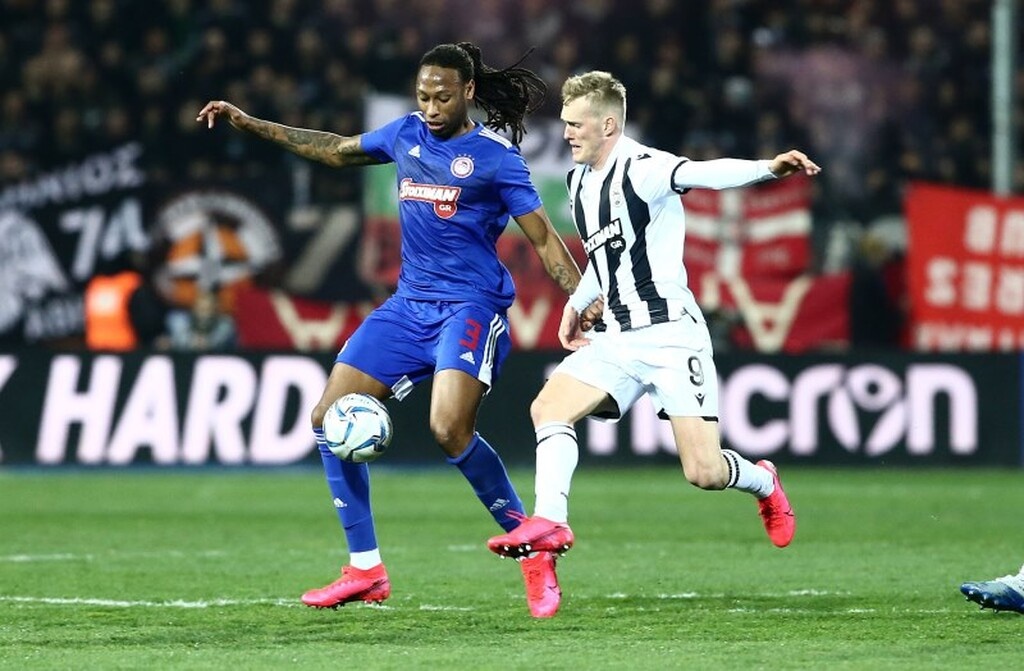 Συγκεκριμένα για τον Πορτογάλο στόπερ έλεγαν πως είναι δυνατόν να παίζει στην Ελλάδα και όχι σε κάποιο μεγάλο ευρωπαϊκό πρωτάθλημα...