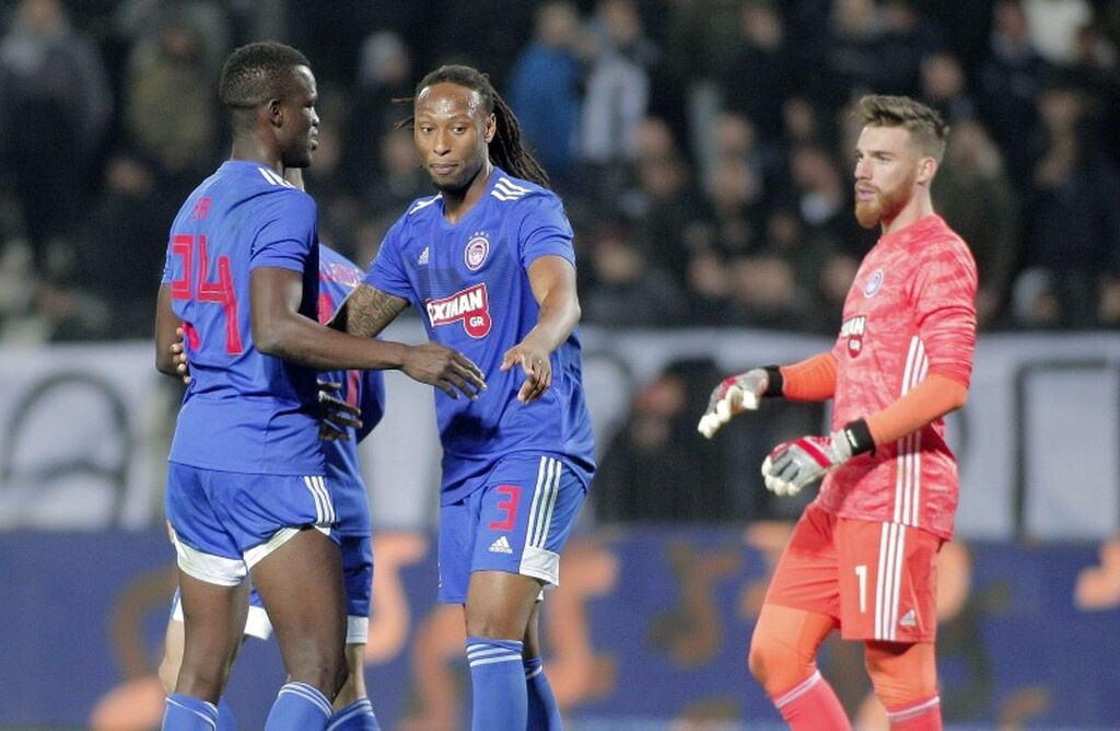 Ρούμπεν Σεμέδο και ο Ουσεϊνού Μπα που έγιναν αντικείμενο συζήτησης στα επίσημα του γηπέδου του «Δικεφάλου του Βορρά».