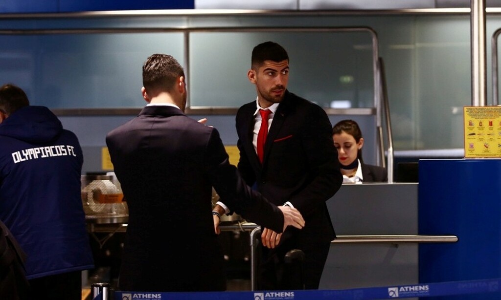 Ολyμπιακός: Aναχώρησε η πτήση... «ανατροπής» για το Λονδίνο! (photos)