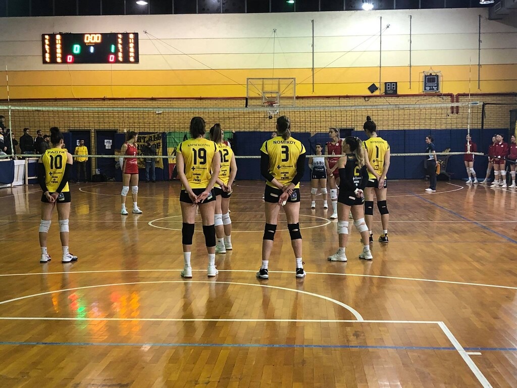 Τιμή στη μνήμη του Βουτσά και στο ματς του βόλεϊ ΑΕΚ-Ολυμπιακός (photos)