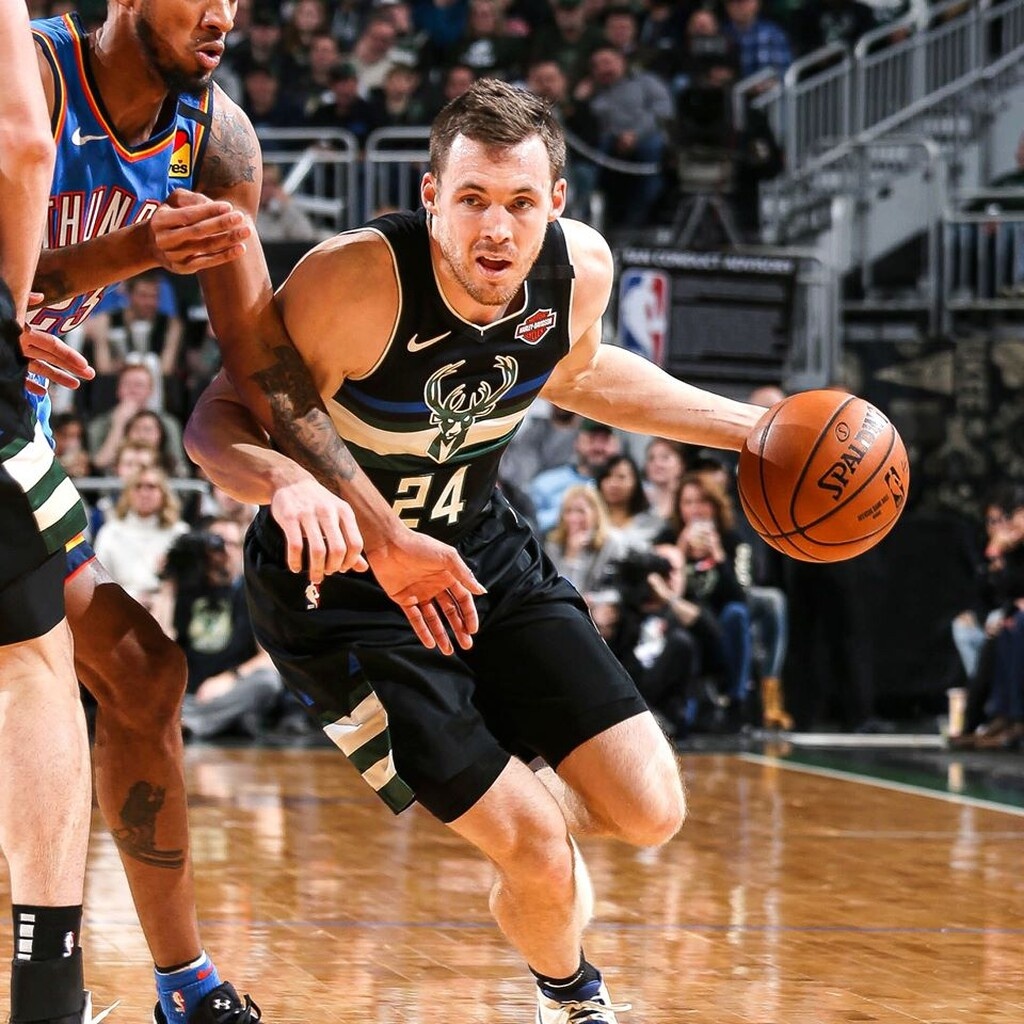 NBA: Νέο πάρτι Αντετοκούνμπο, εύκολα οι Μπακς (photos+video)
