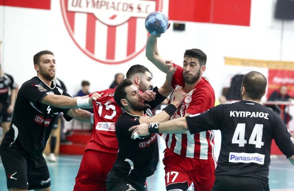 Εύκολη νίκη για Ολυμπιακό κόντρα στον ΠΑΟΚ (video+photos)