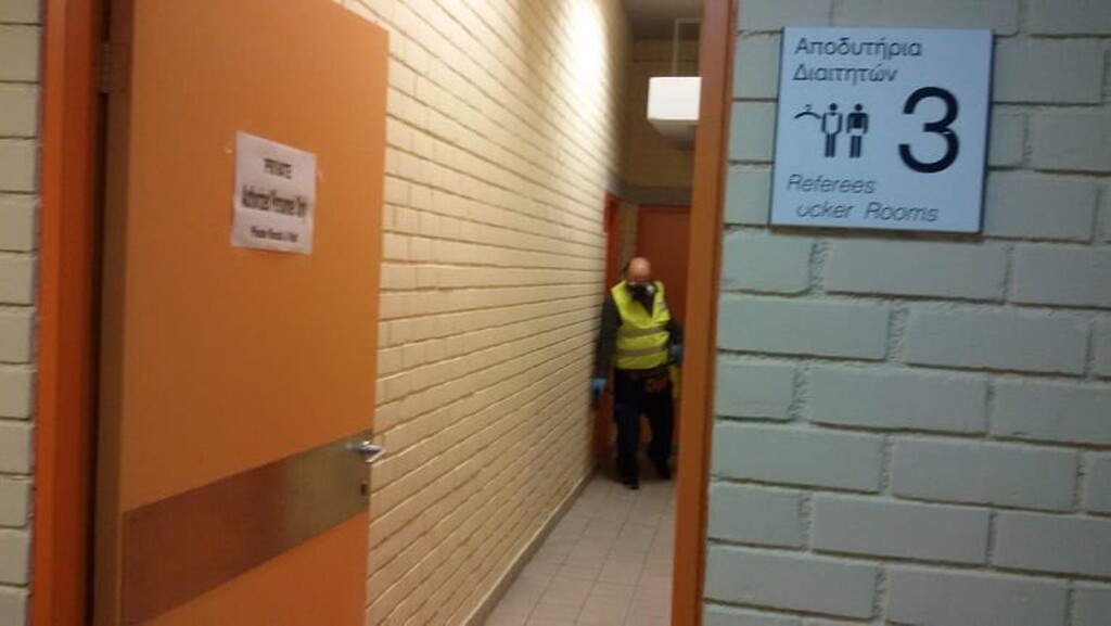 Ολυμπιακός-Παναθηναϊκός ΟΠΑΠ: Απολύμαναν το ΣΕΦ για τον κορωνοϊό (photos)