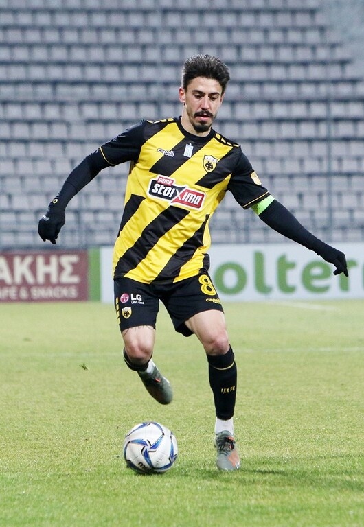 ΑΕΚ: Ο Σιμόες άνοιξε αθλητικό μπαρ (photos)