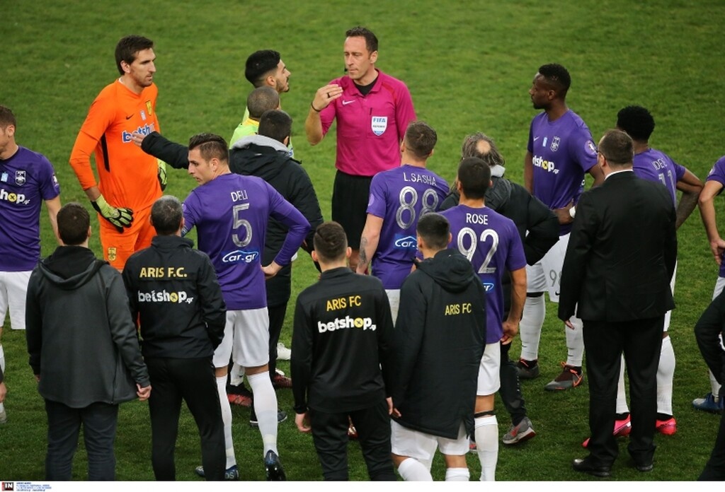 ΑΕΚ-Άρης 2-1: Έπεσαν... κορμιά στο ΟΑΚΑ, επεισοδιακό προβάδισμα με Βράνιες (photos&videos)