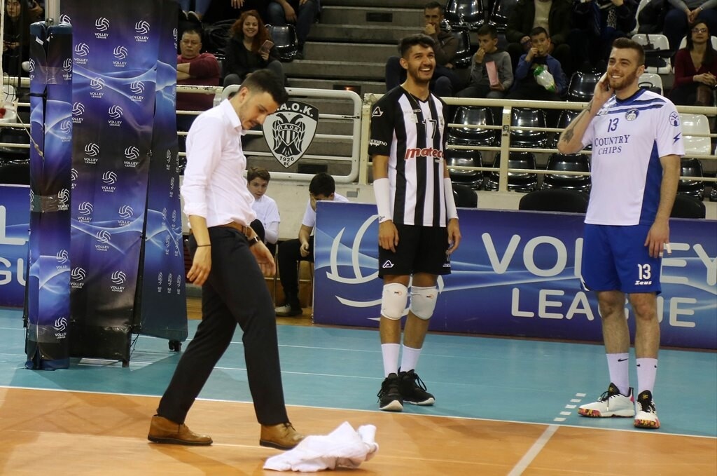 Volley League: Καθυστέρηση στο ΠΑΟΚ-Ηρακλής επειδή… στάζει η οροφή (photos)