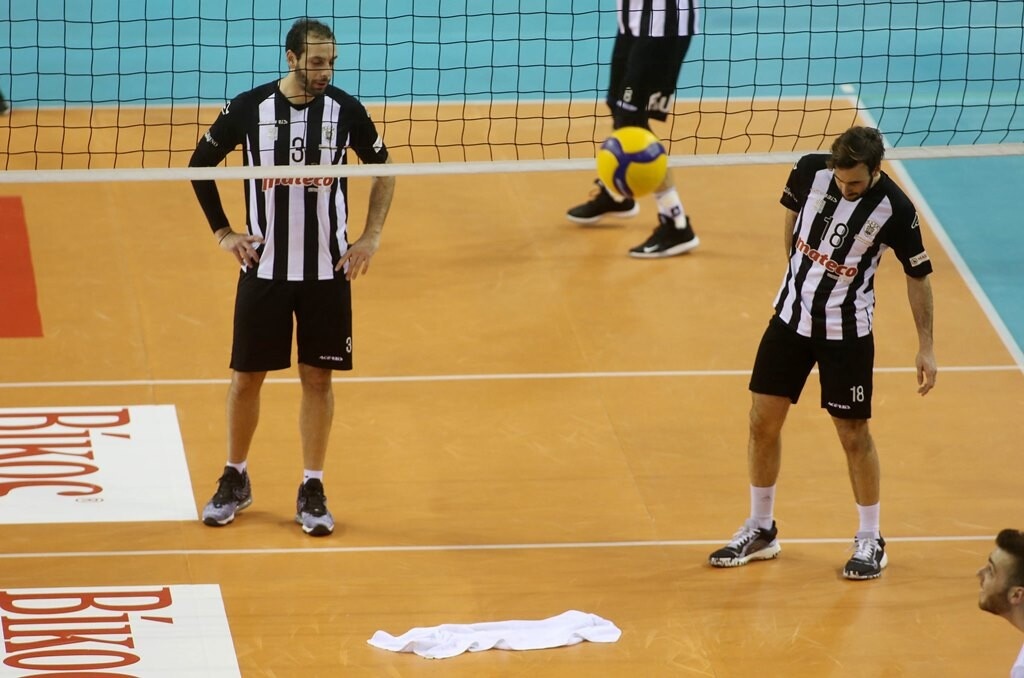 Volley League: Καθυστέρηση στο ΠΑΟΚ-Ηρακλής επειδή… στάζει η οροφή (photos)