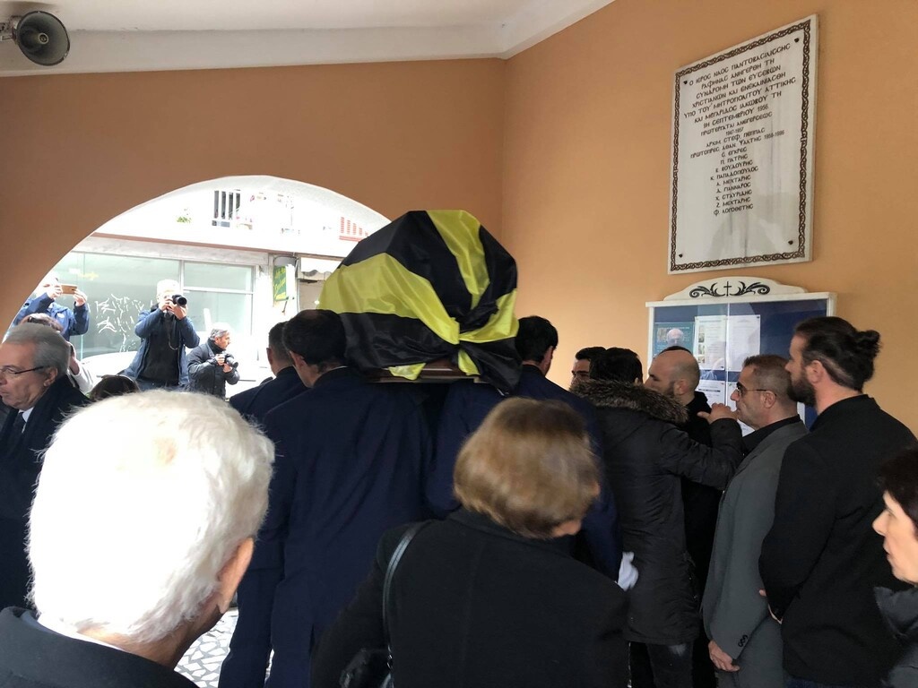 Το τελευταίο αντίο στον Μιχάλη Τροχανά (photos)
