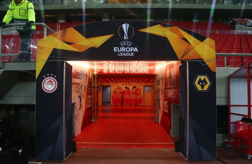 Ο Ολυμπιακός υποδέχεται τη Γουλβς για τους 16 του Europa League.