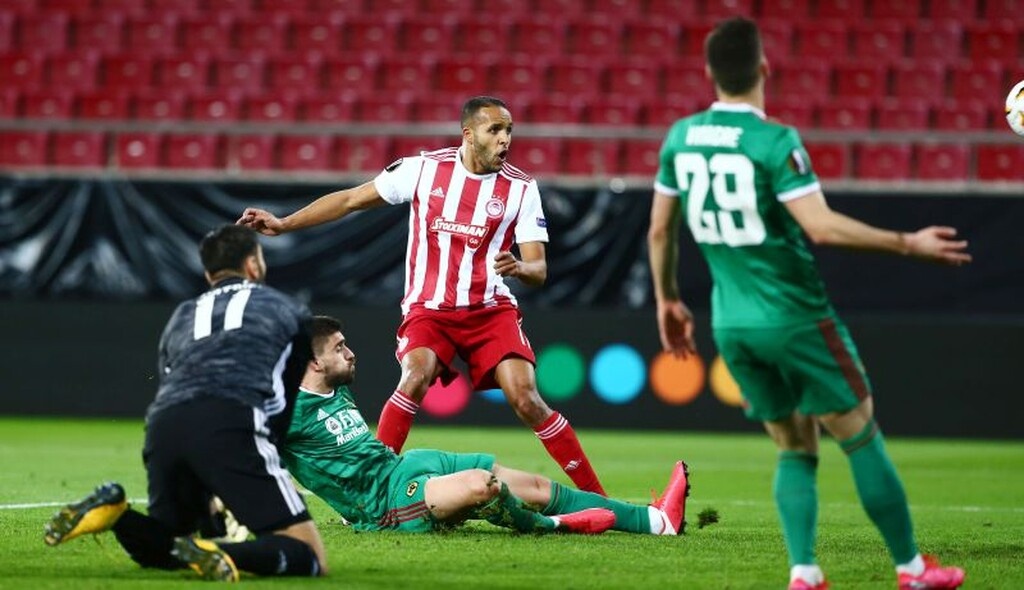 Ολυμπιακός-Γουλβς: Το… κάρφωσε πάλι ο Ελ Αραμπί (video+photos)