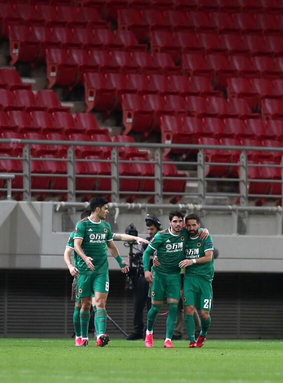 Ολυμπιακός – Γουλβς: Νικήθηκε από την κόντρα ο Σα (videos+photos)