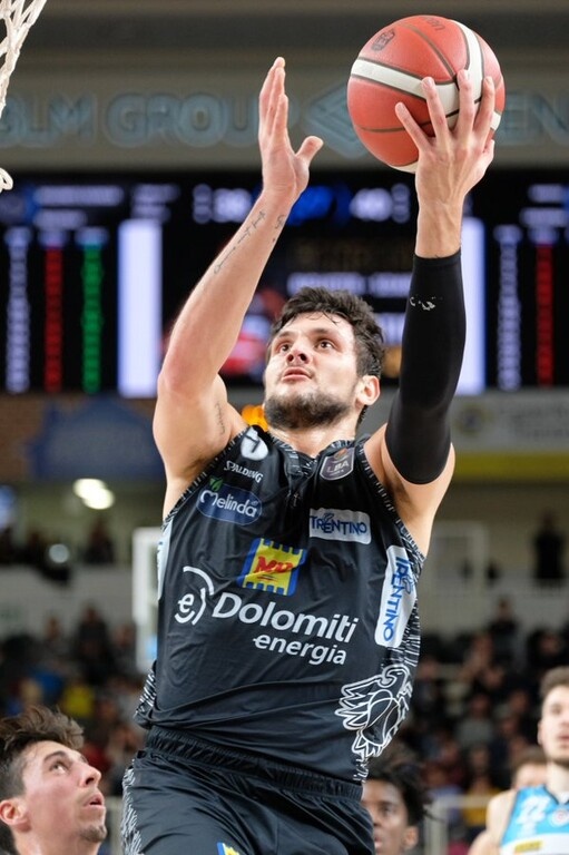 ΙΤΑΛΙΑ (LegaBasket):

Η γειτονική μας χώρα είναι αυτή που έχει ταλαιπωρεί όσο καμία στην Ευρώπη, μετρώντας πάνω από 2.