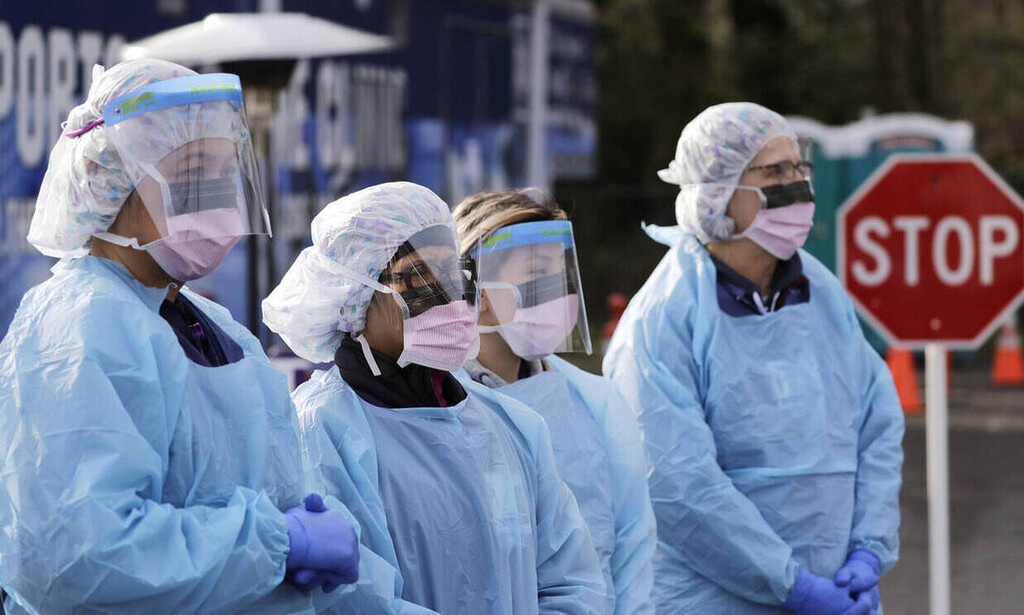 Όλα ξεκίνησαν όταν ρωτήθηκε για την θεραπεία που θα καταπολεμήσει τον φονικό ιό, με αποτέλεσμα να εξαπολύσει επίθεση και να βάλει στο στόχαστρο τους δύο κορυφαίους παίκτες.