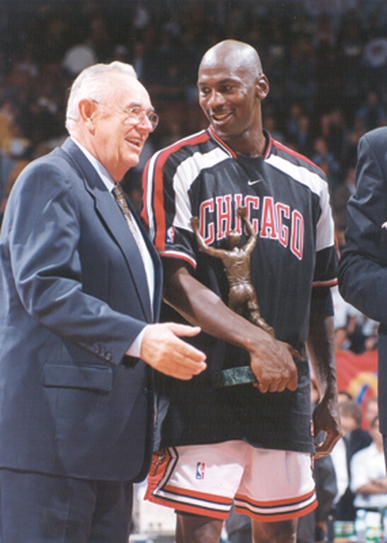 Στο πένθος το Παγκόσμιο Μπάσκετ (photos)