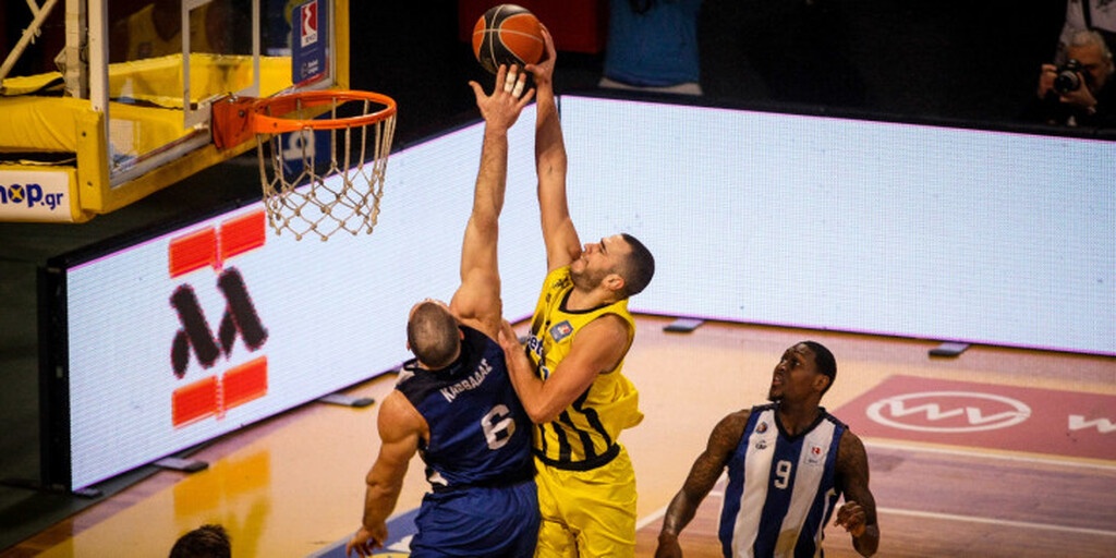 Ο Άρης, που βρίσκεται σε δεινή οικονομικά θέση, αναζητεί σανίδα σωτηρίας.