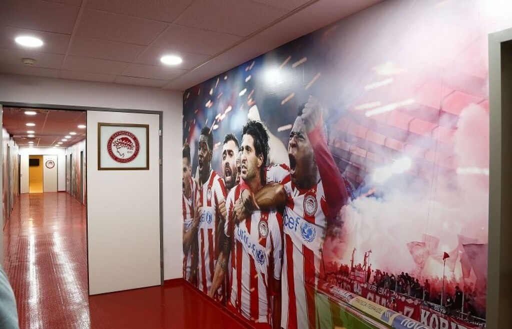 Ολυμπιακός: Έτσι φτιάχτηκαν τα… θρυλικά αποδυτήρια στο «Γ. Καραϊσκάκης» (video+photos)