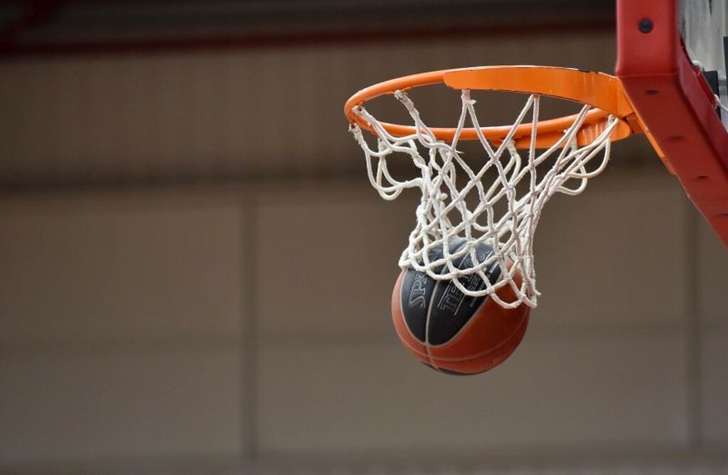 Ένα από τα πιο αισιόδοξα μηνύματα για τον κορονοϊό, είδαμε σε γήπεδο μπάσκετ στην Ελλάδα.