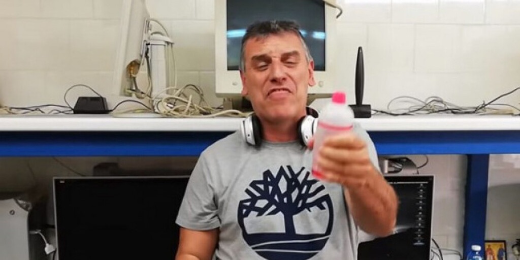 Ο συνάδελφος από την Καλαμάτα νοσηλεύεται στην Πάτρα και ευχόμαστε ταχεία ανάρρωση και γρήγορα ξανά  να περιγράψει την αγαπημένη του «Μαύρη Θύελλα».