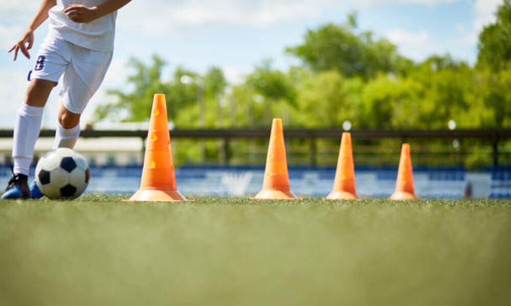 Αυτή τη φορά, ωστόσο, το νέο κρούσμα δεν αφορά αθλητή ή παράγοντα, αλλά έναν από τους πιο γνωστούς συναδέλφους στον χώρο του αθλητικού ρεπορτάζ.